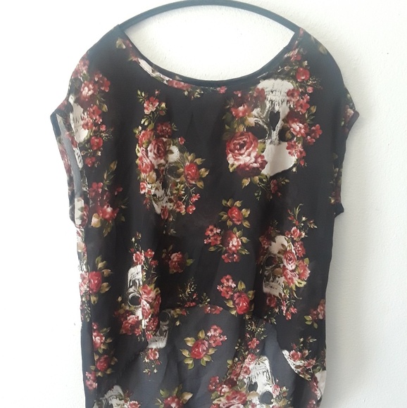 Black hot topic top - Picture 1 of 3